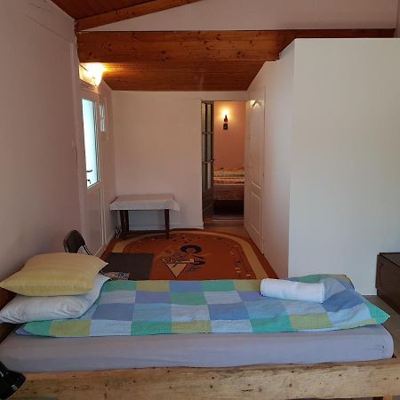 Hompot Accommodation Дева Экстерьер фото