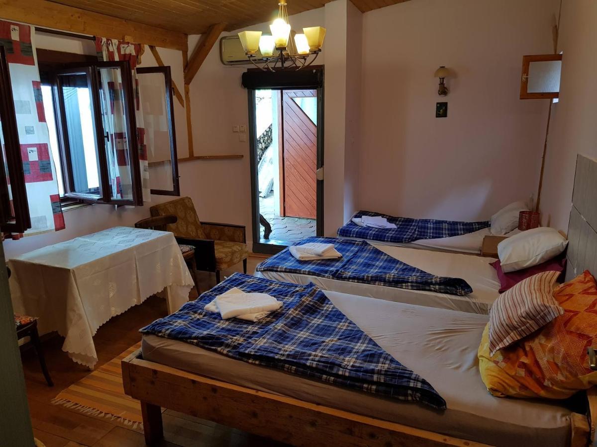 Hompot Accommodation Дева Экстерьер фото