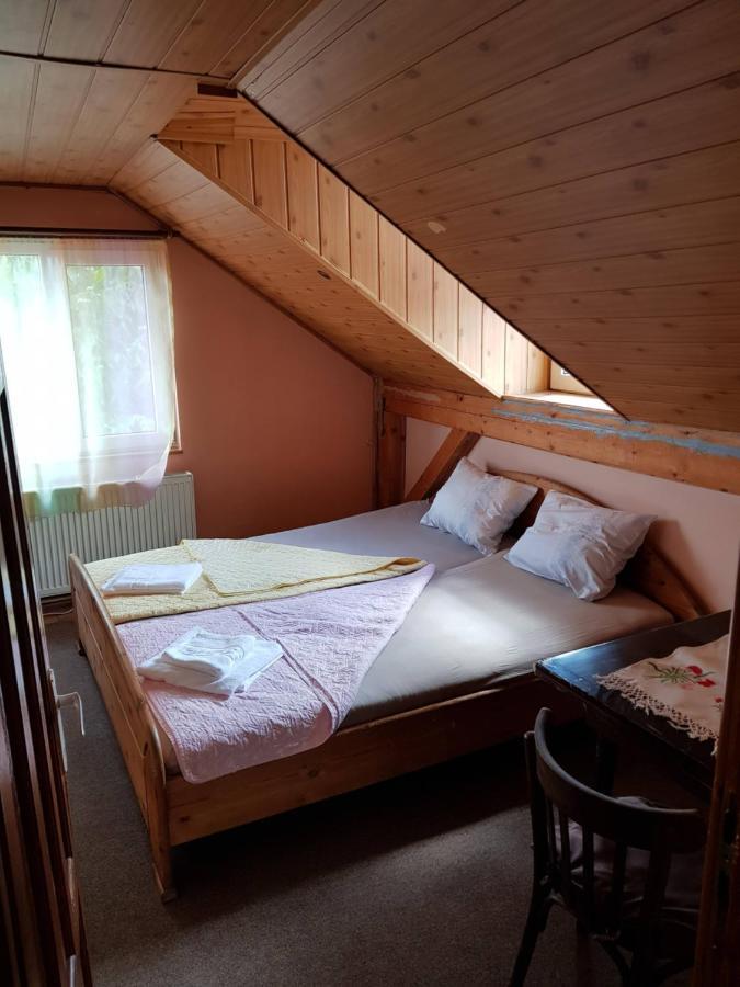 Hompot Accommodation Дева Экстерьер фото