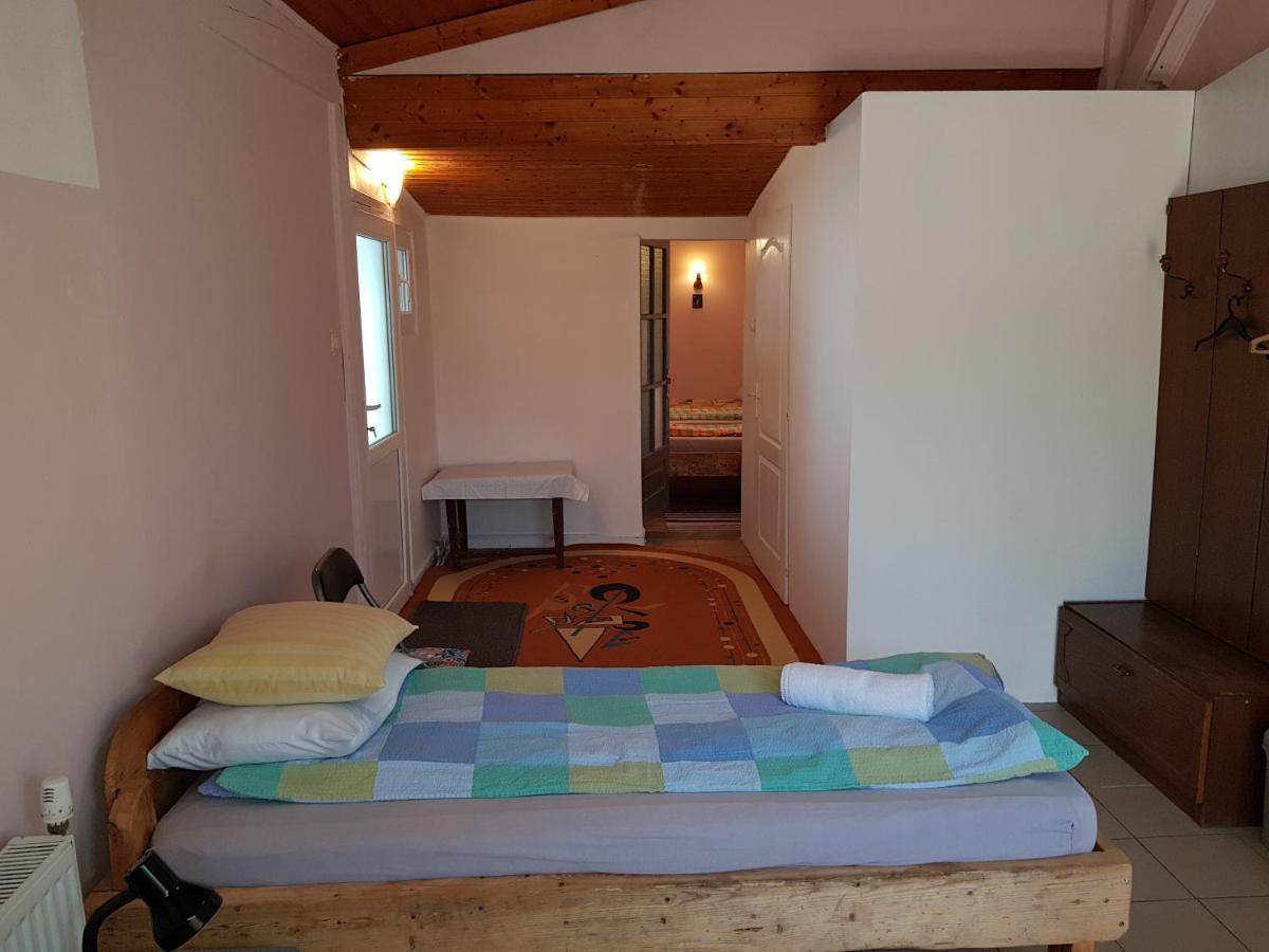Hompot Accommodation Дева Экстерьер фото