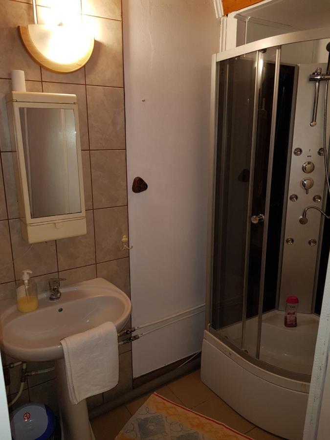 Hompot Accommodation Дева Экстерьер фото